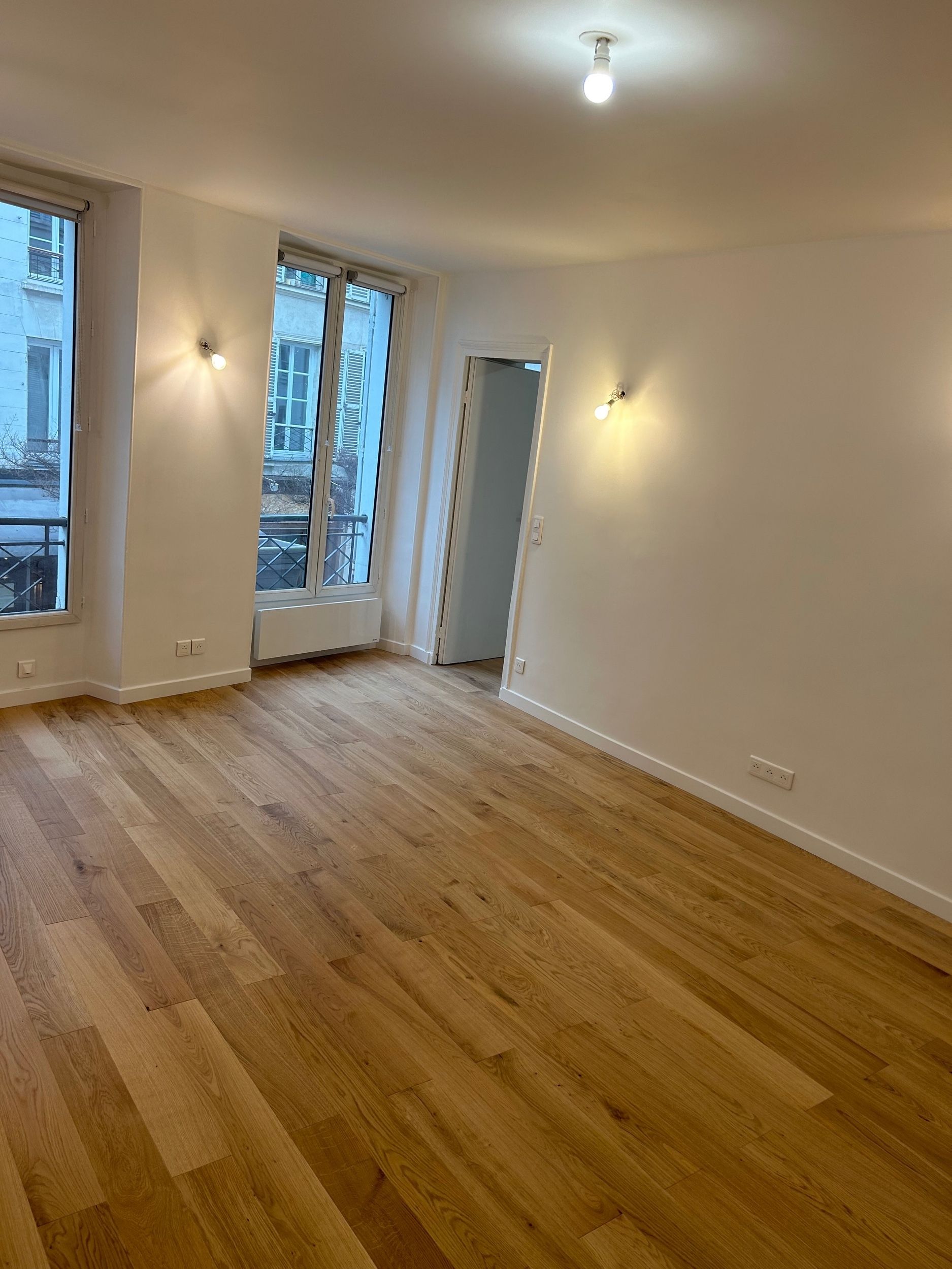 Aпартаменты 2 комнаты в продаже на PARIS (75003)