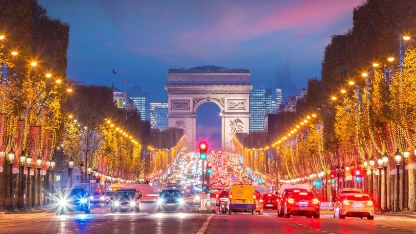 studio for sale on PARIS (75008) studio for sale on PARIS (75008)