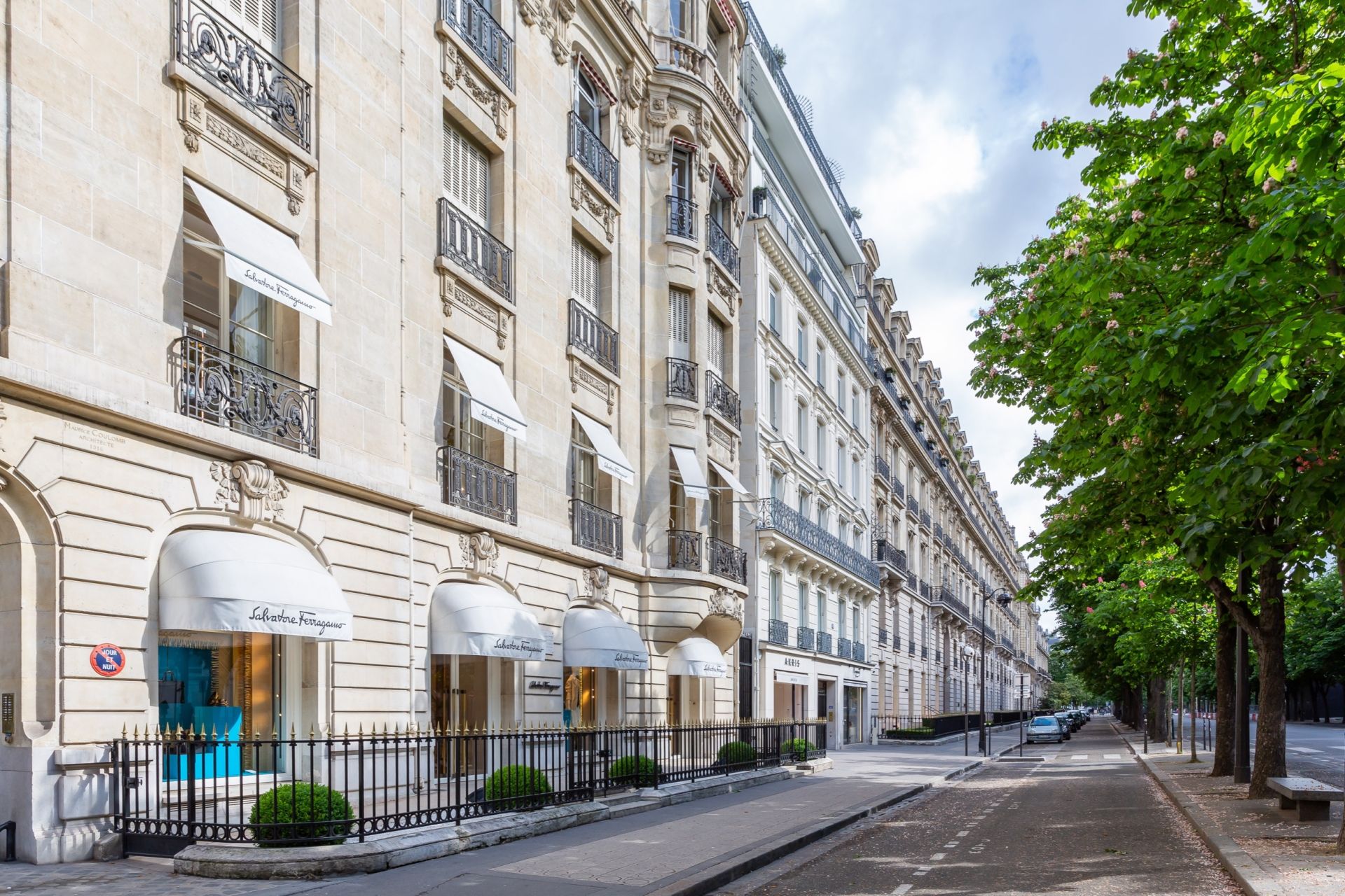 apartment 6 rooms for sale on PARIS (75008)
