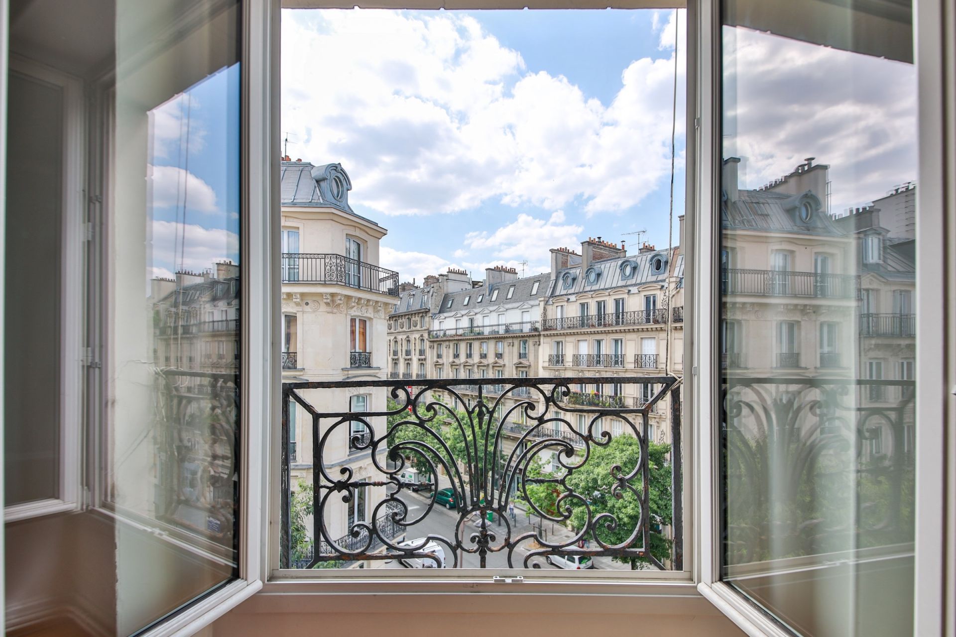 дюплекс 5 комнаты в продаже на PARIS (75003) дюплекс 5 комнаты в продаже на PARIS (75003)