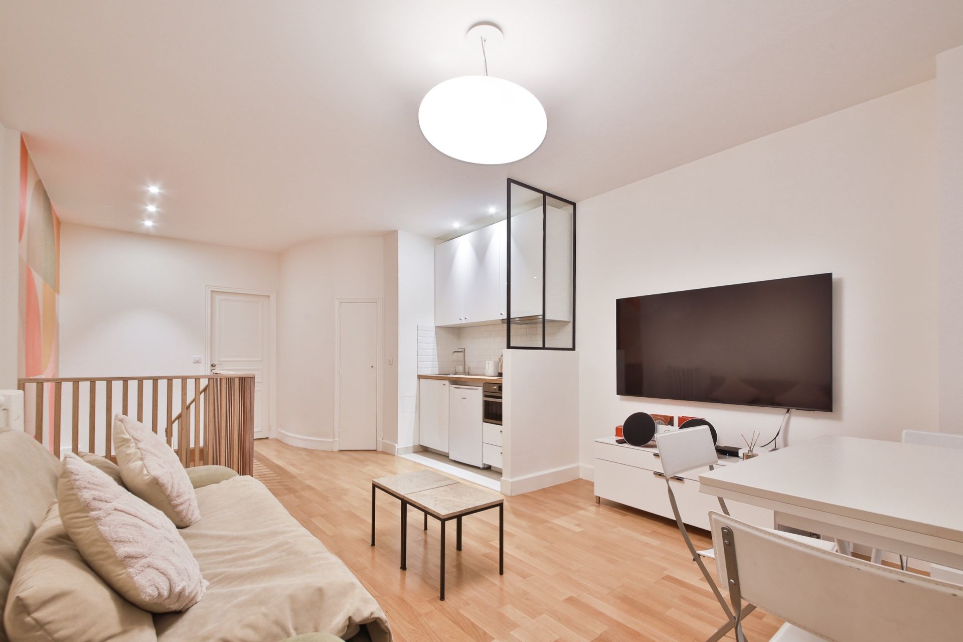 Aпартаменты 2 комнаты в продаже на PARIS (75016)