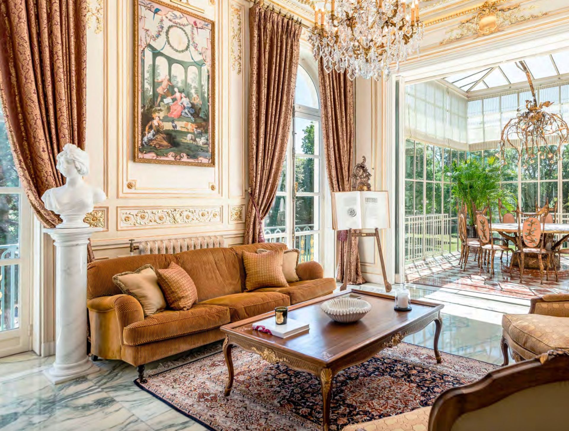 house 15 rooms for sale on PARIS (75116) house 15 rooms for sale on PARIS (75116)