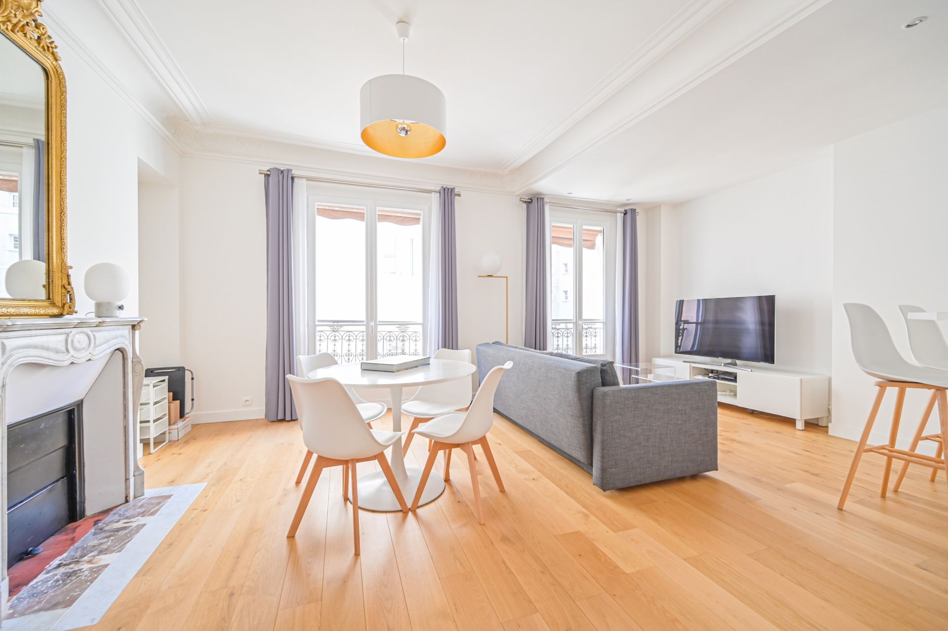 apartment 3 rooms for sale on PARIS (75008)