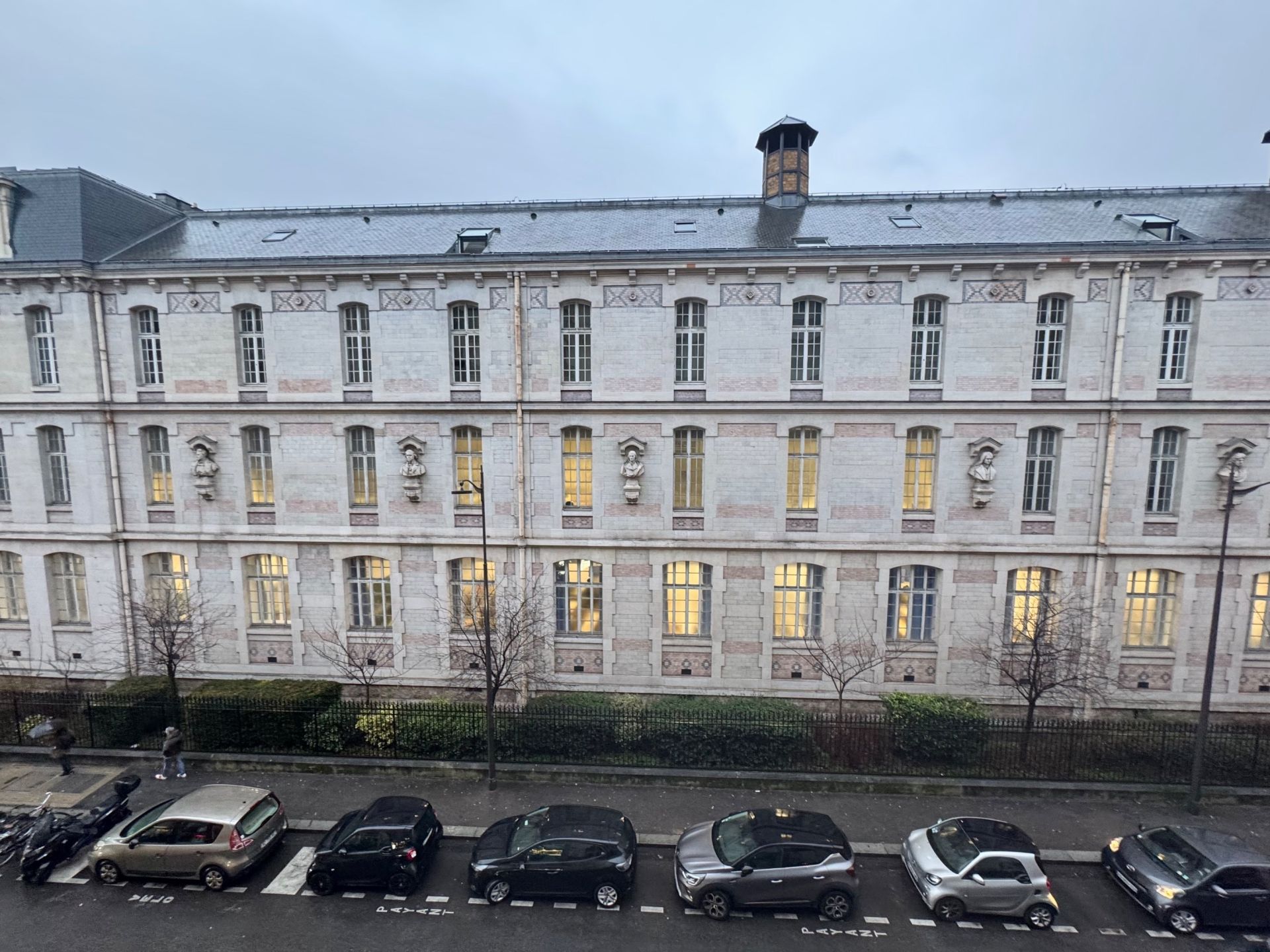 apartment 2 rooms for sale on PARIS (75116)