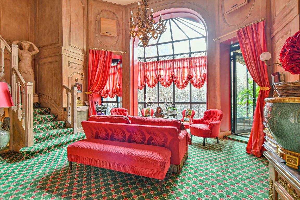 apartment 11 rooms for sale on PARIS (75016)