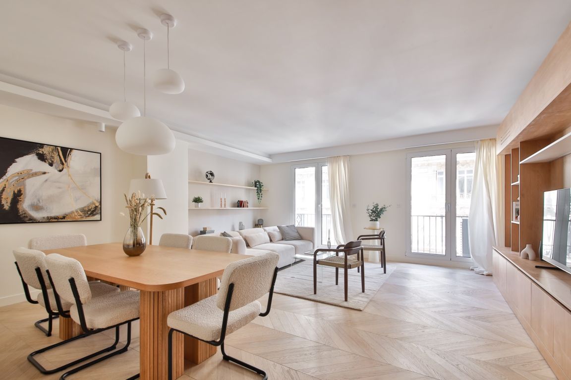 appartement 4 pièces en vente sur PARIS (75008)