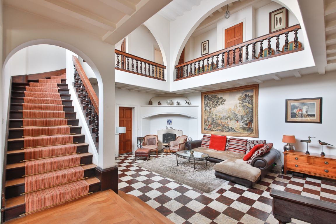 house 10 rooms for sale on SURESNES (92150)