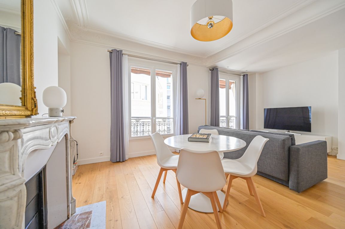 appartement 3 pièces en vente sur PARIS (75008)