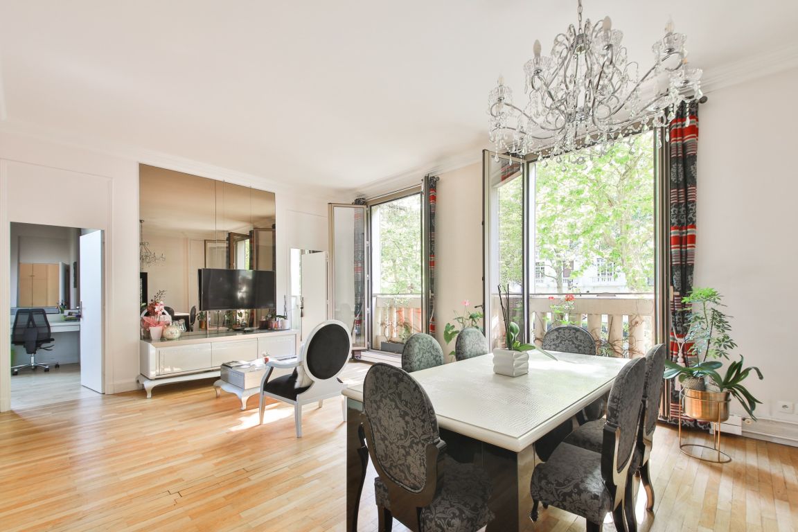 apartment 3 rooms for sale on PARIS (75016)